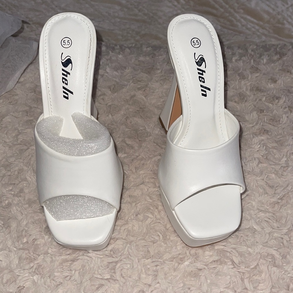 Platform shoes